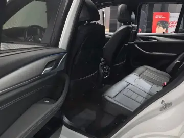 2021 BMW X3 с пробегом 29 407 км