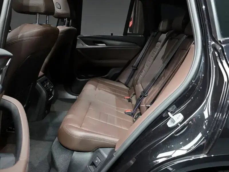 2024 BMW X3 с пробегом 9 600 км