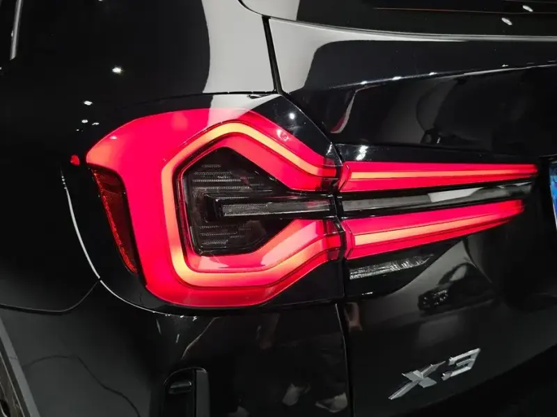 2024 BMW X3 с пробегом 9 600 км
