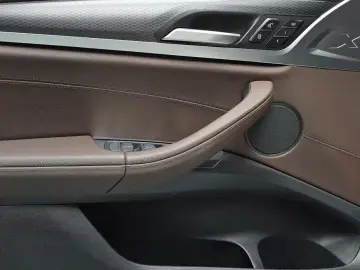 2022 BMW X3 с пробегом 29 184 км
