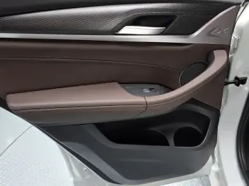 2022 BMW X3 с пробегом 29 184 км
