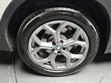 2022 BMW X3 с пробегом 24 481 км