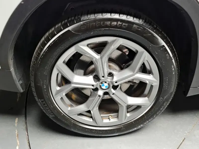 2022 BMW X3 с пробегом 24 481 км