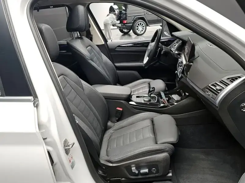 2022 BMW X3 с пробегом 24 481 км
