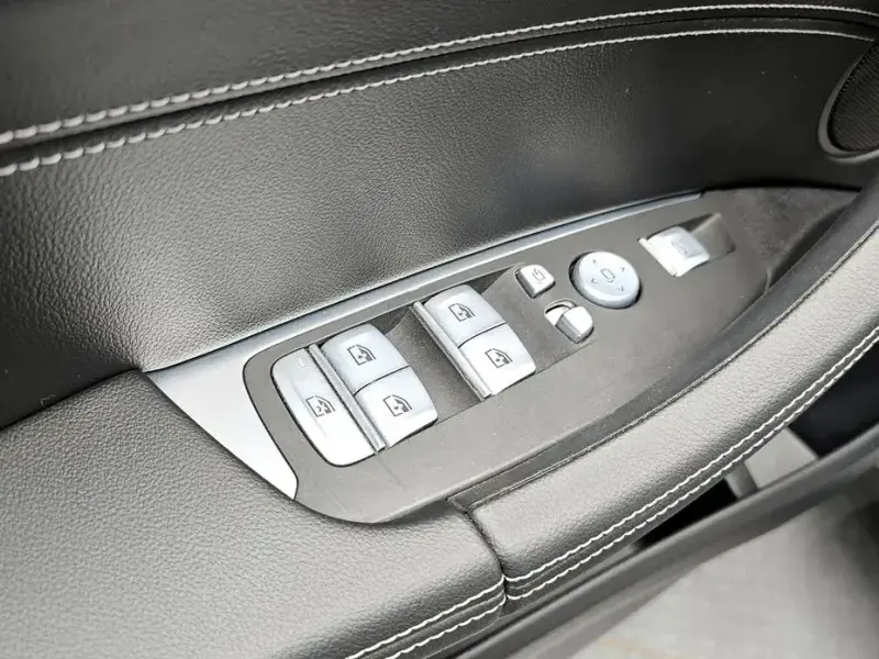 2022 BMW X3 с пробегом 24 481 км