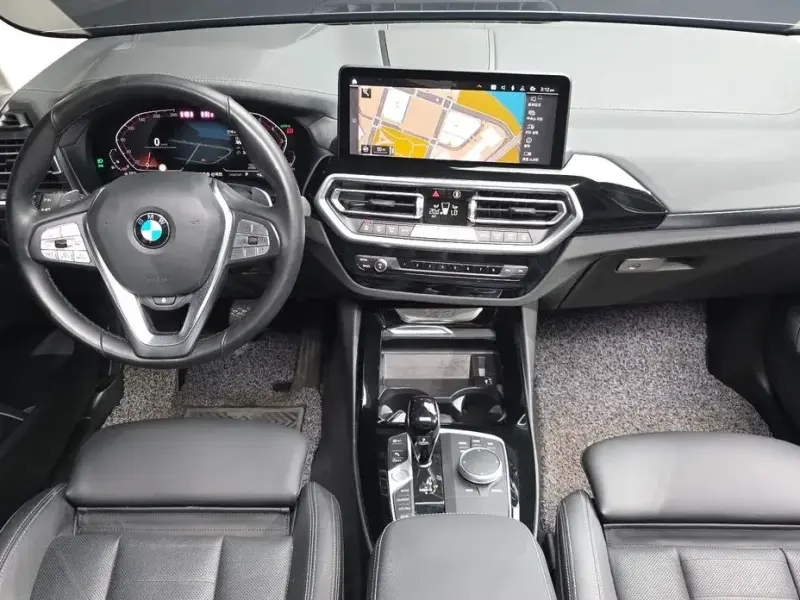 2022 BMW X3 с пробегом 43 959 км