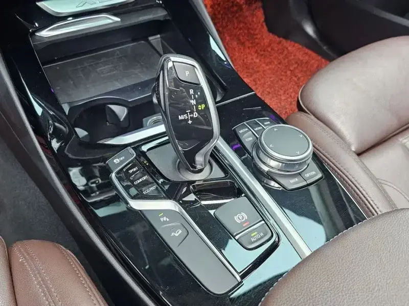 2020 BMW X3 с пробегом 128 677 км