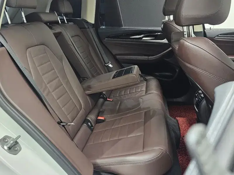 2020 BMW X3 с пробегом 128 677 км