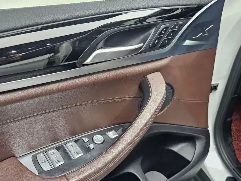 2020 BMW X3 с пробегом 128 677 км