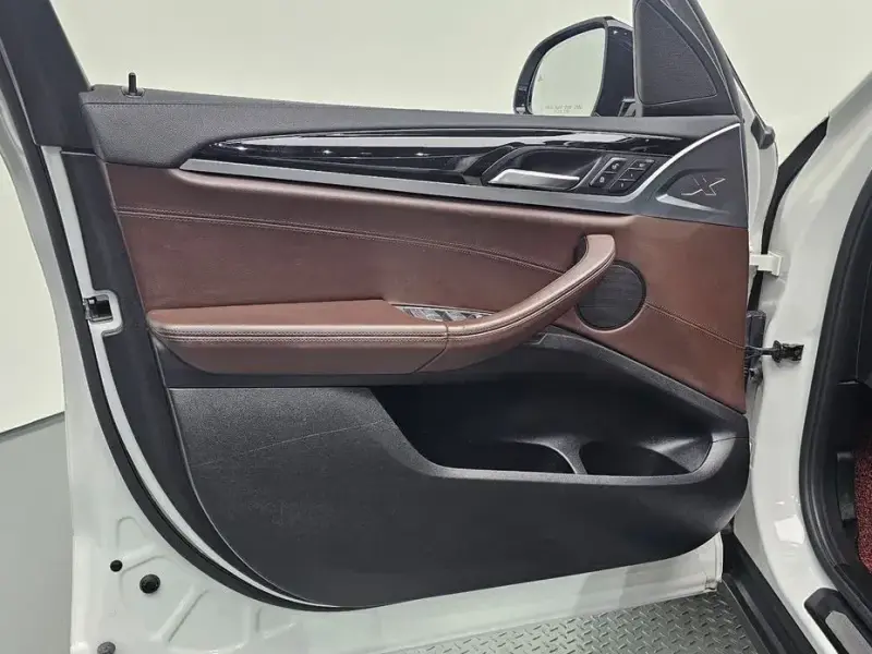 2020 BMW X3 с пробегом 128 677 км