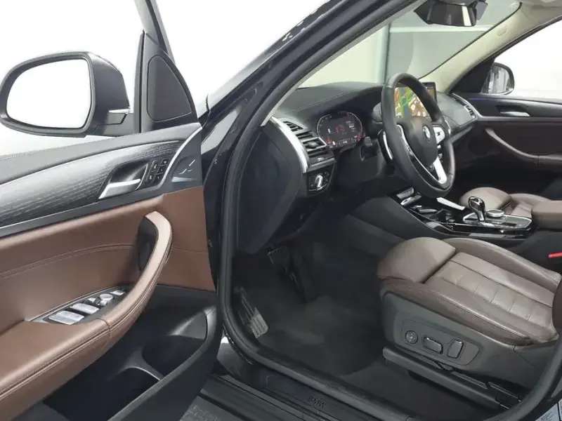 2024 BMW X3 с пробегом 17 356 км