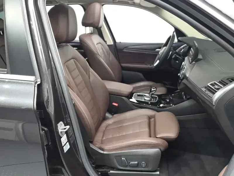 2024 BMW X3 с пробегом 17 356 км