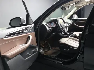 2023 BMW X3 с пробегом 23 878 км