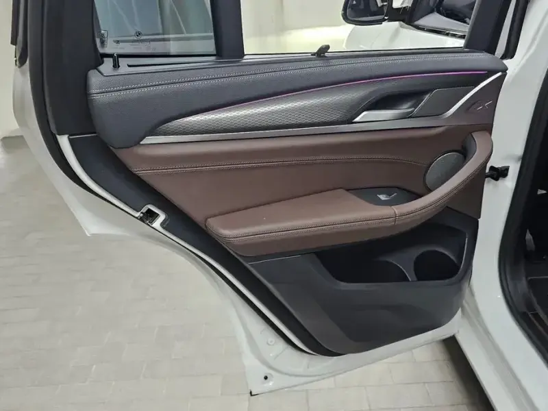 2024 BMW X3 с пробегом 42 597 км