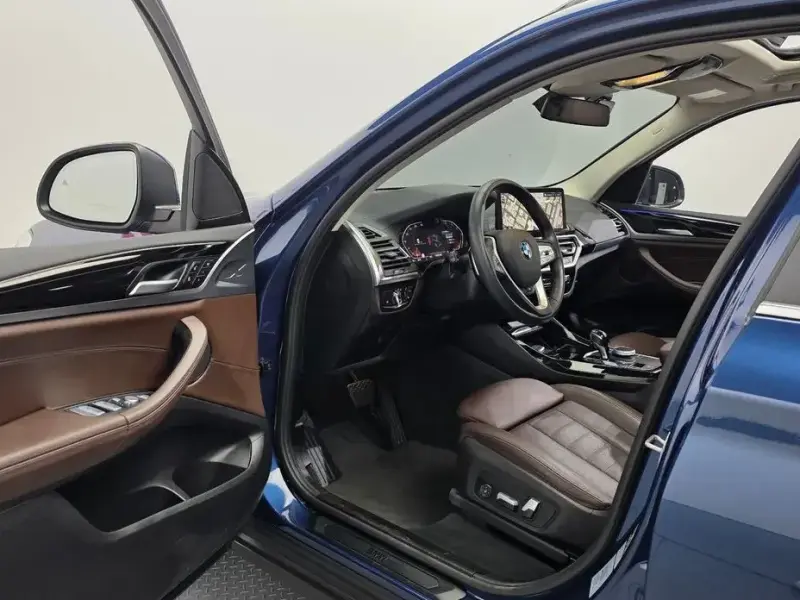2023 BMW X3 с пробегом 40 885 км