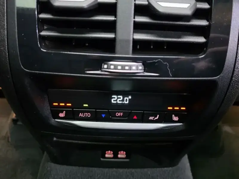 2023 BMW X3 с пробегом 40 885 км