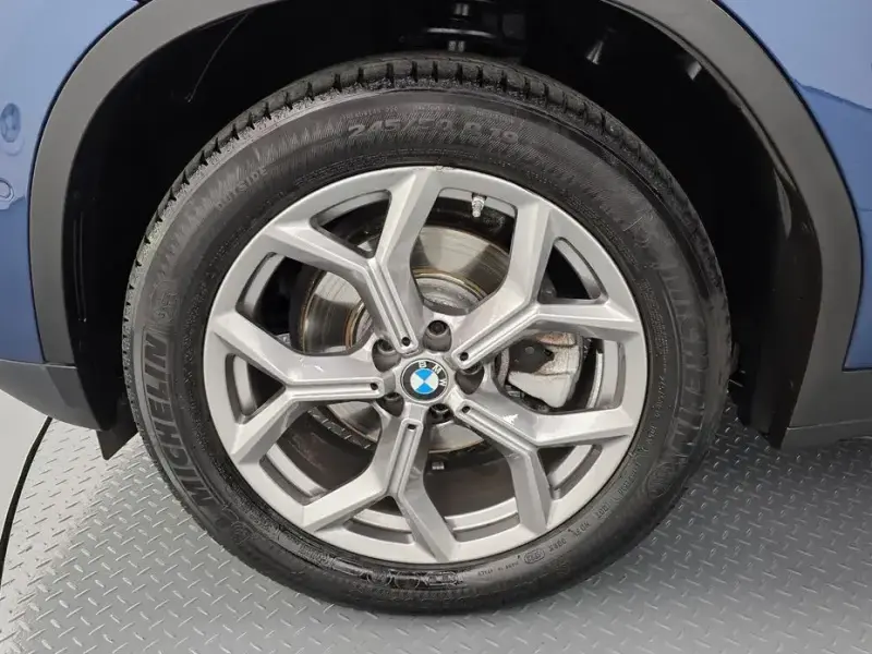 2023 BMW X3 с пробегом 40 885 км