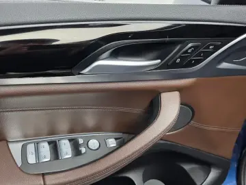 2023 BMW X3 с пробегом 40 885 км