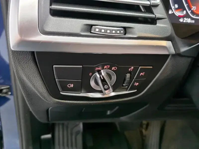 2023 BMW X3 с пробегом 40 885 км