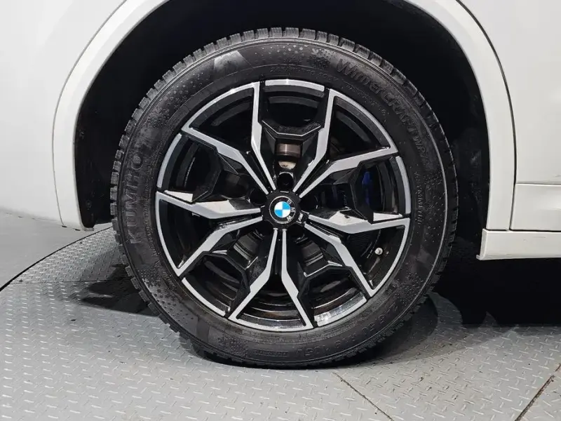 2022 BMW X3 с пробегом 39 975 км