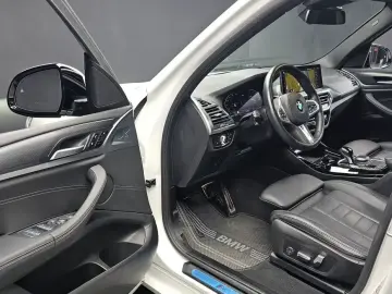 2022 BMW X3 с пробегом 39 975 км