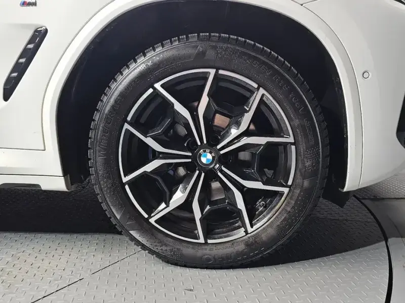 2022 BMW X3 с пробегом 39 975 км