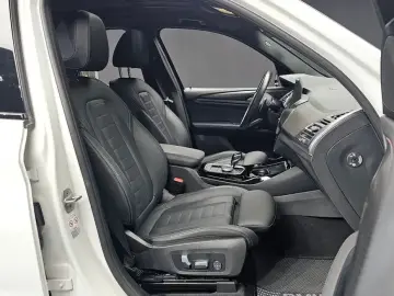 2022 BMW X3 с пробегом 39 975 км