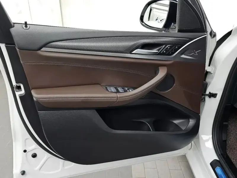 2023 BMW X3 с пробегом 88 966 км