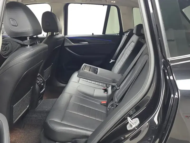 2023 BMW X3 с пробегом 28 400 км
