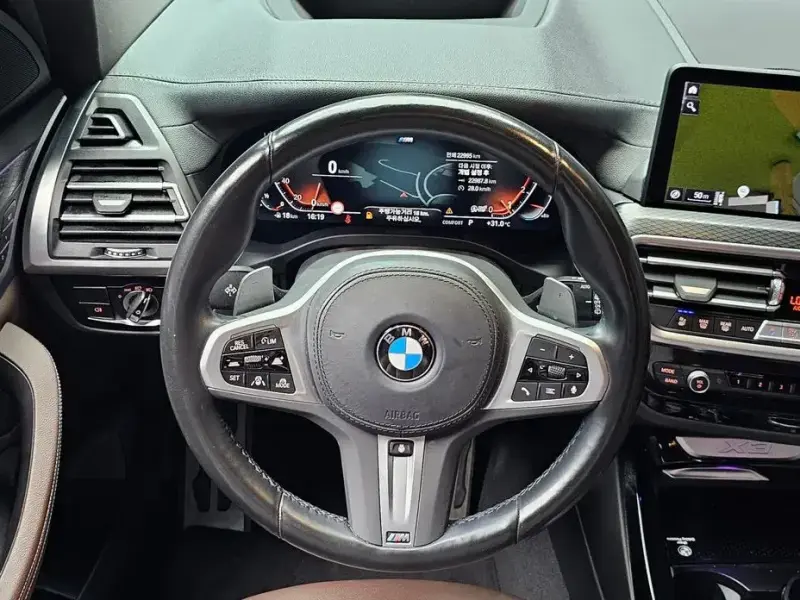 2023 BMW X3 с пробегом 22 995 км