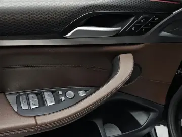 2023 BMW X3 с пробегом 22 995 км