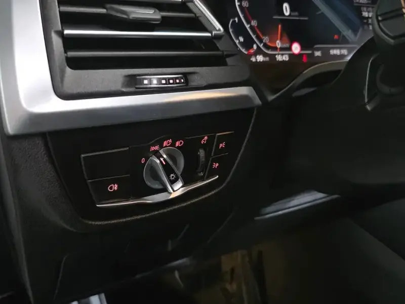 2022 BMW X3 с пробегом 36 225 км