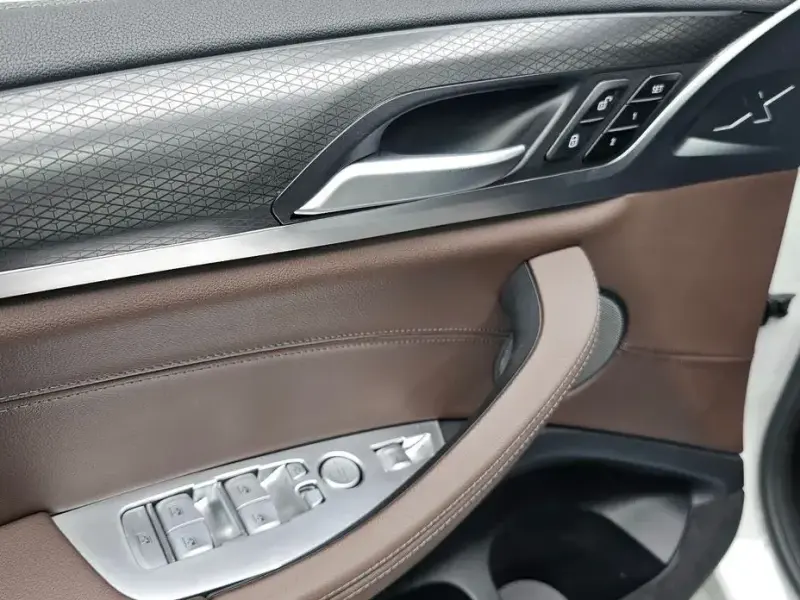 2023 BMW X3 с пробегом 19 447 км