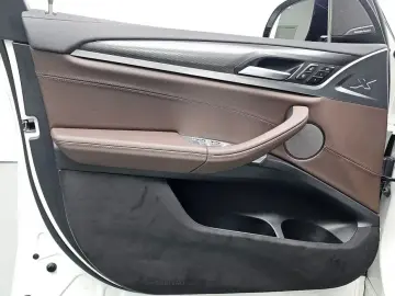 2023 BMW X3 с пробегом 19 447 км