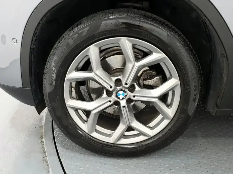 2022 BMW X3 с пробегом 23 087 км
