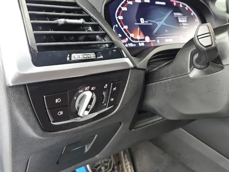 2021 BMW X3 с пробегом 75 570 км