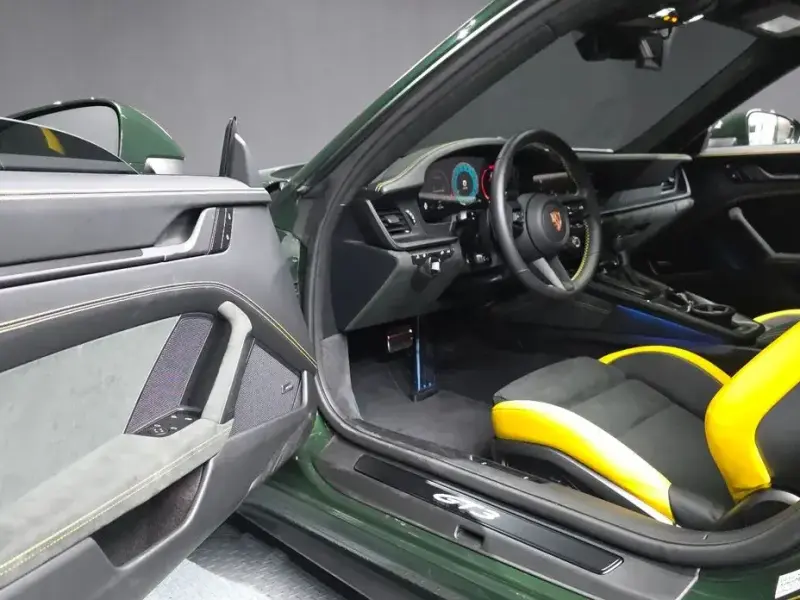 2026 Porsche 911 GT3 с пробегом 1 229 км