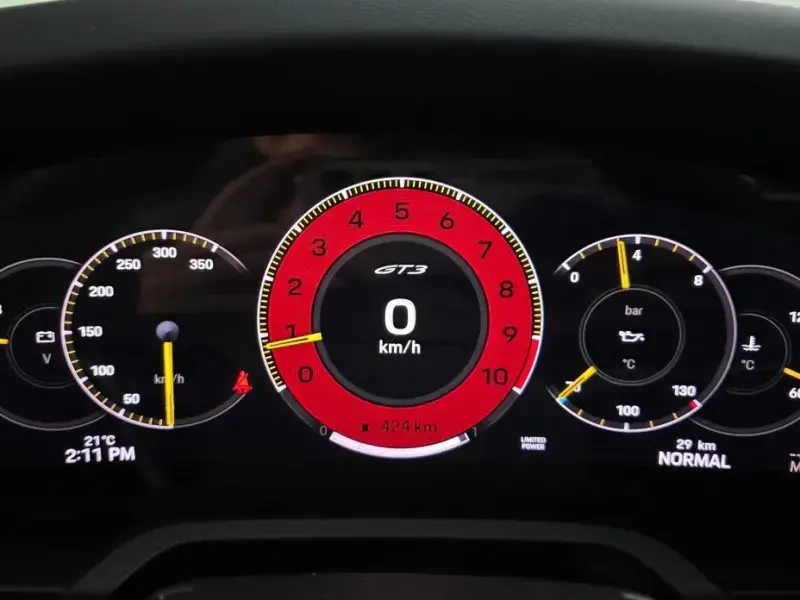 2026 Porsche 911 GT3 с пробегом 29 км