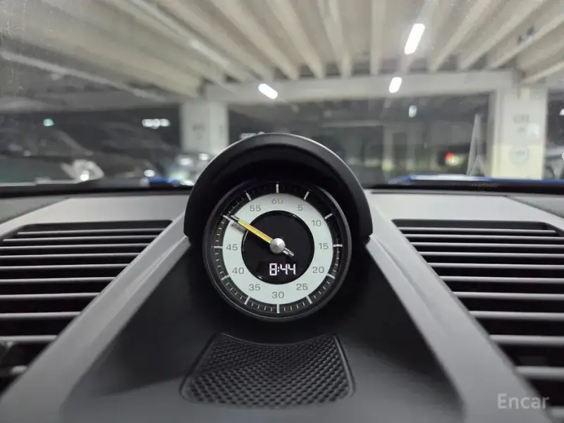2026 Porsche 911 GT3 с пробегом 21 км