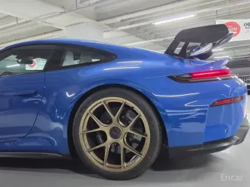 2026 Porsche 911 GT3 с пробегом 21 км