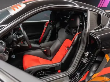 2020 Porsche Cayman GT4 с пробегом 15 000 км