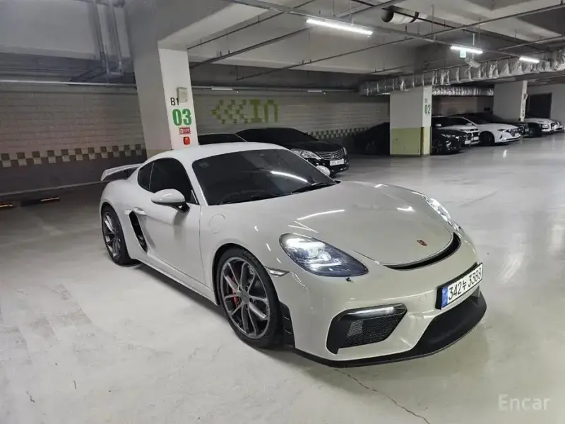 2022 Porsche Cayman GT4 с пробегом 6 990 км