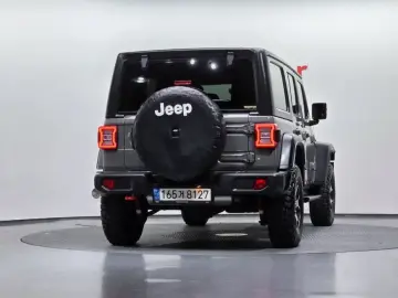 2022 Jeep Wrangler с пробегом 19 984 км