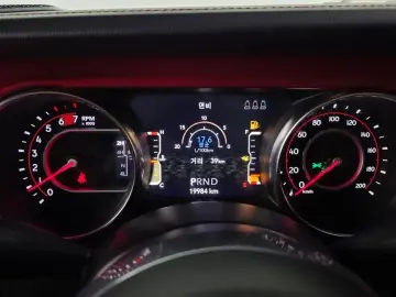 2022 Jeep Wrangler с пробегом 19 984 км