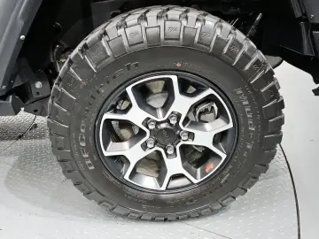 2022 Jeep Wrangler с пробегом 51 015 км