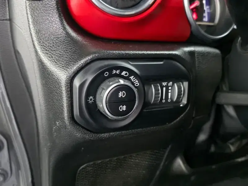 2022 Jeep Wrangler с пробегом 19 984 км