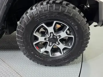 2022 Jeep Wrangler с пробегом 19 984 км