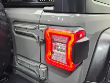2022 Jeep Wrangler с пробегом 19 984 км