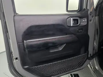 2022 Jeep Wrangler с пробегом 19 984 км