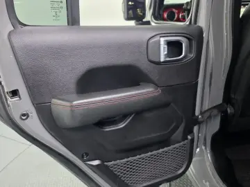 2022 Jeep Wrangler с пробегом 19 984 км